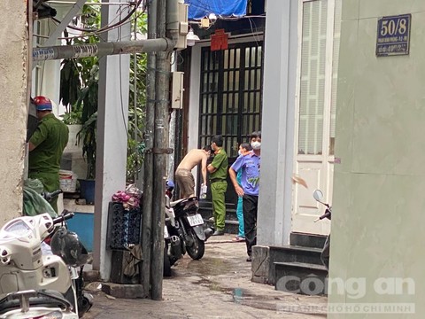 can nha 2 tang o tphcm boc chay du doi 1 nguoi phu nu tu vong can nha 2 tang o tphcm boc chay du doi 1 nguoi phu nu tu vong