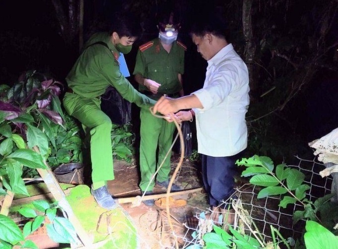 dieu tra vu nguoi dan ong do thuoc tru sau xuong gieng nha vo cu de tra thu dieu tra vu nguoi dan ong do thuoc tru sau xuong gieng nha vo cu de tra thu