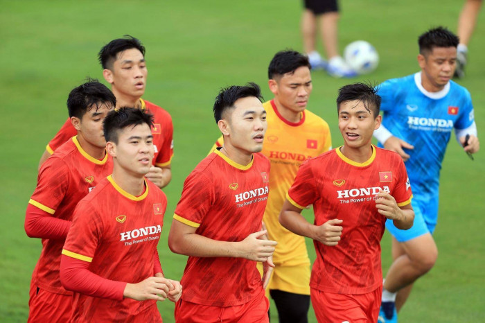 doi tuyen viet nam nhan du doan bat loi truoc tran cham tran trung quoc