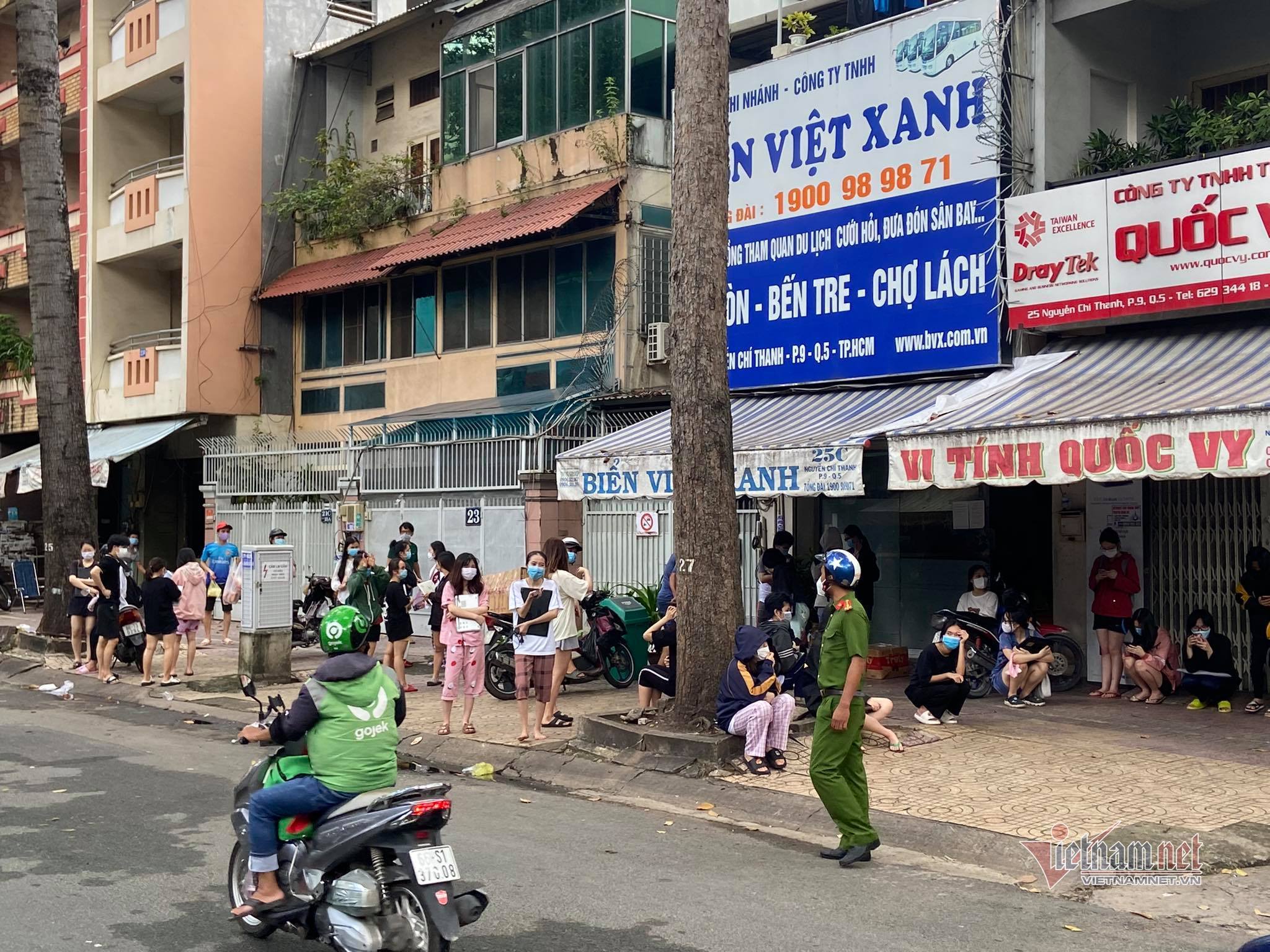 ky tuc xa truong dai hoc o tphcm chay lon sinh vien hoang loan thao chay1 ky tuc xa truong dai hoc o tphcm chay lon sinh vien hoang loan thao chay1
