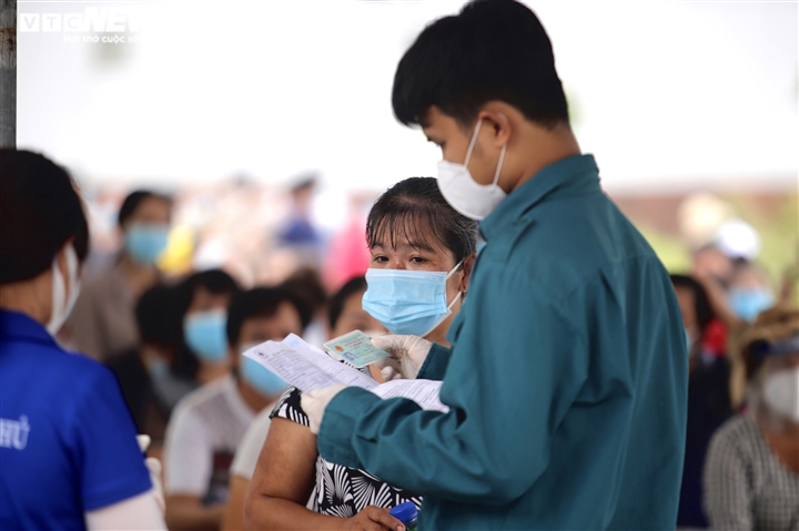 nguoi da tiem vaccine khong phai cach ly tap trung khi den binh duong nguoi da tiem vaccine khong phai cach ly tap trung khi den binh duong