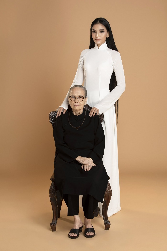 truong thi may khoe anh cung hai nguoi phu nu quan trong nhat cuoc doi nhan dip 20 106 truong thi may khoe anh cung hai nguoi phu nu quan trong nhat cuoc doi nhan dip 20 106