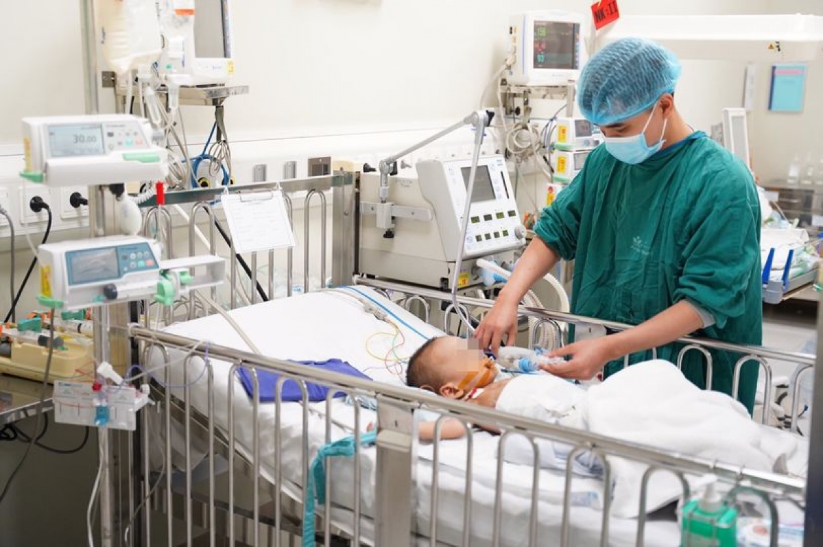 tin tuc doi song ngay 2910 hai nguoi phu nu gap tai nan hi huu trong luc cho tiem vaccine2 tin tuc doi song ngay 2910 hai nguoi phu nu gap tai nan hi huu trong luc cho tiem vaccine2