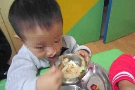 con trai 4 tuoi tu vong sau bua sang me bang hoang khi biet nguyen nhan do minh con trai 4 tuoi tu vong sau bua sang me bang hoang khi biet nguyen nhan do minh
