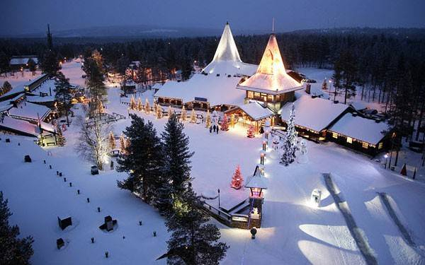 ngoi lang ong gia noel co gi dac biet ma nhieu nguoi hao huc den tham moi dip giang sinh4 ngoi lang ong gia noel co gi dac biet ma nhieu nguoi hao huc den tham moi dip giang sinh4