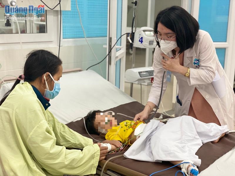 tin tuc doi song ngay 512 xe tai va cham o to thanh nien co hanh dong duoc vi nhu nguoi hung2 tin tuc doi song ngay 512 xe tai va cham o to thanh nien co hanh dong duoc vi nhu nguoi hung2