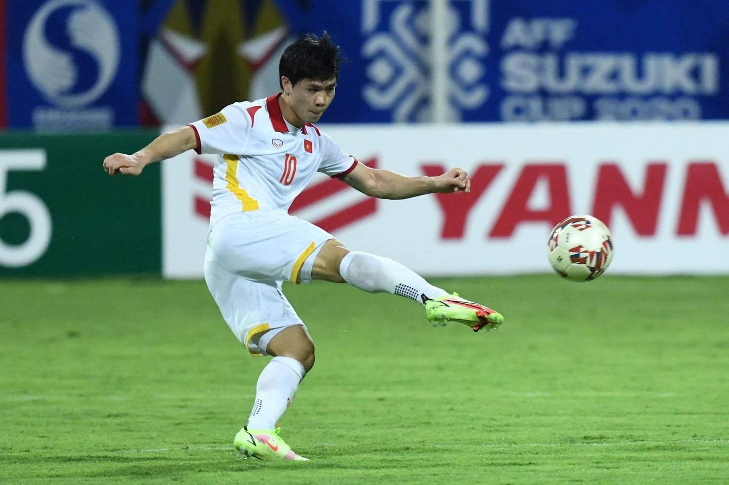 aff cup 2020 choc thung luoi tuyen lao tren san bishan cong phuong chia se dieu bat ngo