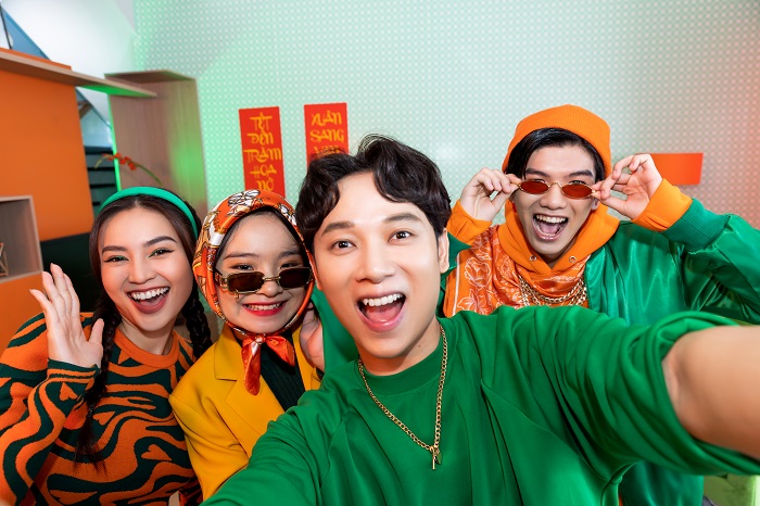 mv tet ha ha ha cua truc nhan ninh duong lan ngoc tieng cuoi ron rang hon tieng phao mv tet ha ha ha cua truc nhan ninh duong lan ngoc tieng cuoi ron rang hon tieng phao