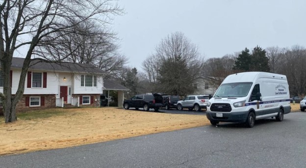 tin tuc doi song ngay 231 kinh ngac nguoi dan ong bit mat giai khoi rubic trong hon 14 giay1