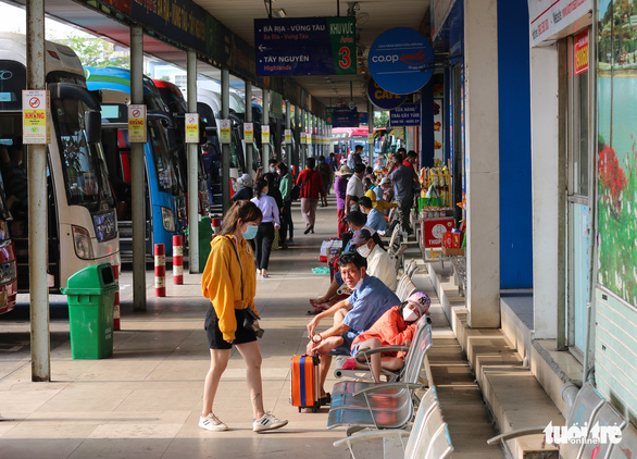 ben xe mien dong nhon nhip tro lai trong nhung ngay can tet2 ben xe mien dong nhon nhip tro lai trong nhung ngay can tet2