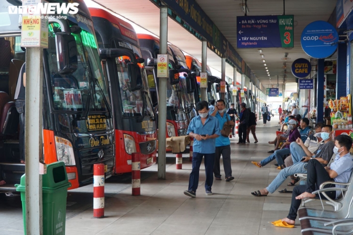 ben xe mien dong nhon nhip tro lai trong nhung ngay can tet5 ben xe mien dong nhon nhip tro lai trong nhung ngay can tet5