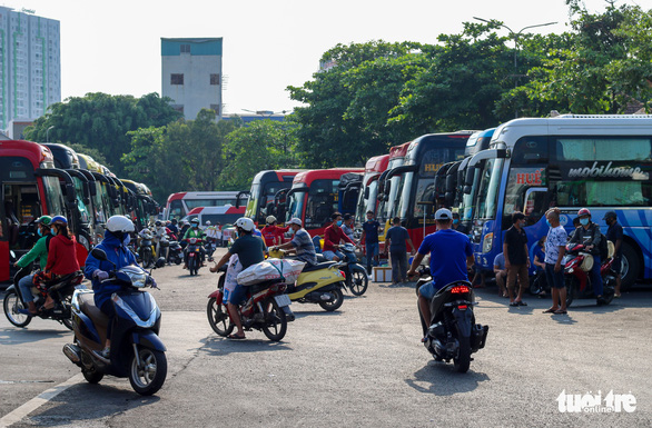 ben xe mien dong nhon nhip tro lai trong nhung ngay can tet6 ben xe mien dong nhon nhip tro lai trong nhung ngay can tet6