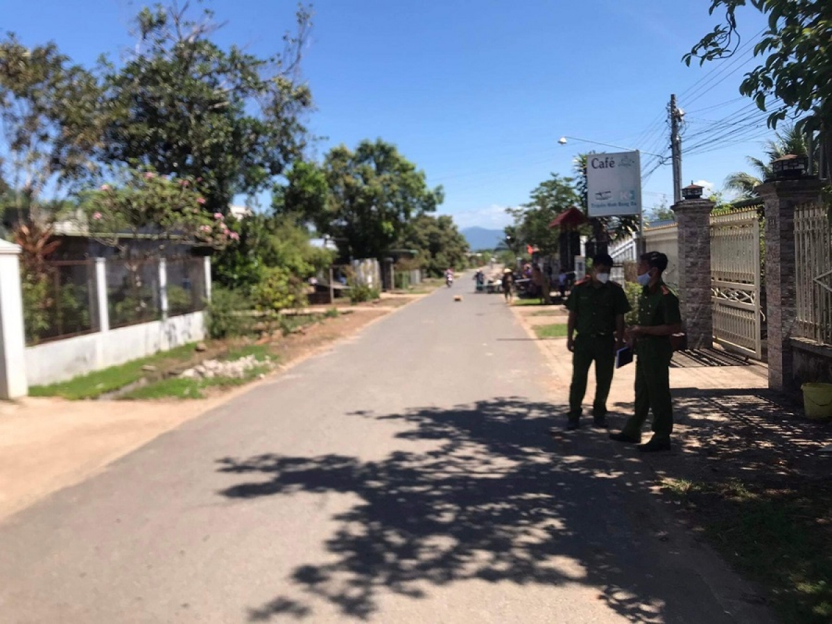 bat doi tuong dung sung tu che ban chet nguoi o binh thuan bat doi tuong dung sung tu che ban chet nguoi o binh thuan