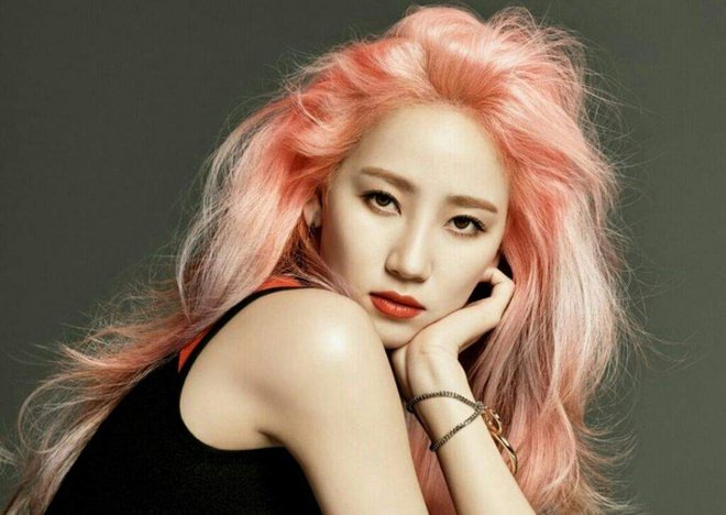 cuu thanh vien wonder girls trai long ve nguoi cha dang ngoi tu