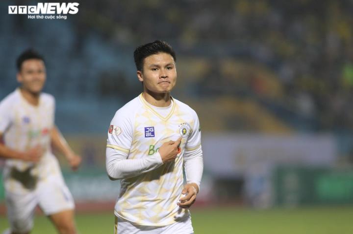 nhan xet bat ngo cua thuyen truong clb ha noi ve quang hai1 nhan xet bat ngo cua thuyen truong clb ha noi ve quang hai1