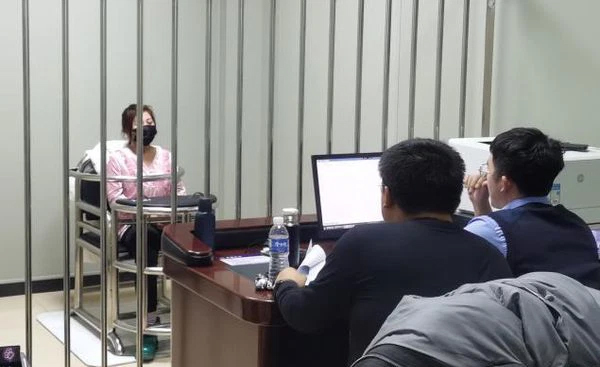ban gai di ngu cung khong chiu tay trang nguoi dan ong nga ngua khi biet su that ban gai di ngu cung khong chiu tay trang nguoi dan ong nga ngua khi biet su that