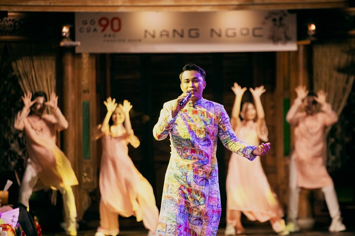 ntk dinh van tho mang da mau sac am nhac len show thoi trang go cua 901 ntk dinh van tho mang da mau sac am nhac len show thoi trang go cua 901