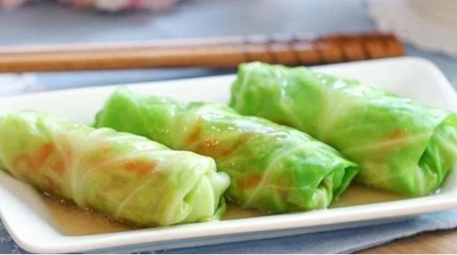 5 nhom nguoi khong nen an rau bap cai keo ruoc hoa vao than