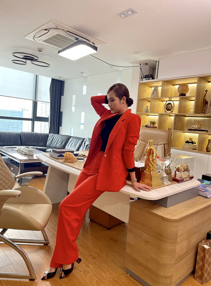 he lo tao hinh chat lu cua van trang phan minh huyen trong phan 2 thuong ngay nang ve7 he lo tao hinh chat lu cua van trang phan minh huyen trong phan 2 thuong ngay nang ve7