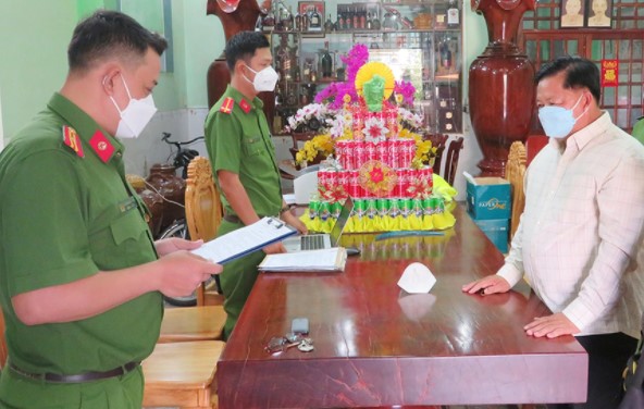khoi to bat tam giam nguyen truong phong csgt duong bo cong an tinh an giang khoi to bat tam giam nguyen truong phong csgt duong bo cong an tinh an giang