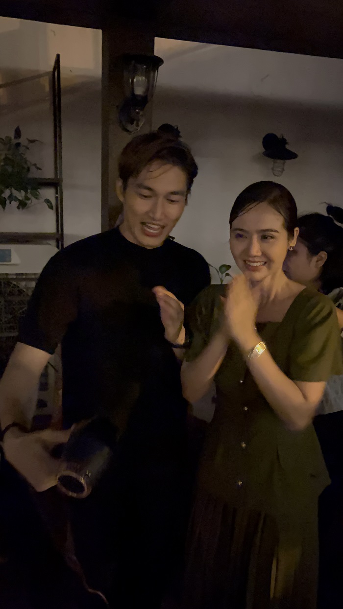 phan ninh huyen dam mua 4 tieng de quay canh van trang khoc trong mua1