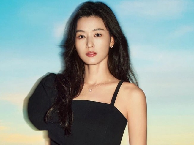 mo chanh jun ji hyun roi cong ty chu quan sau 10 nam gan bo mo chanh jun ji hyun roi cong ty chu quan sau 10 nam gan bo