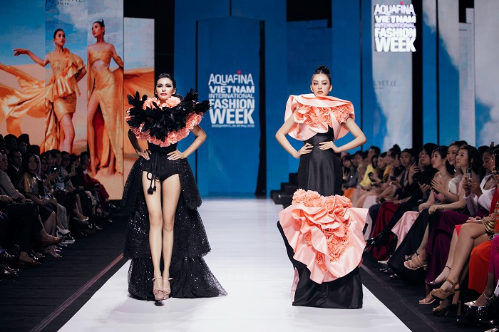 tuyet le choi lon khi lan dau tien moi hai hoa hau quoc te ve viet nam catwalk tuyet le choi lon khi lan dau tien moi hai hoa hau quoc te ve viet nam catwalk