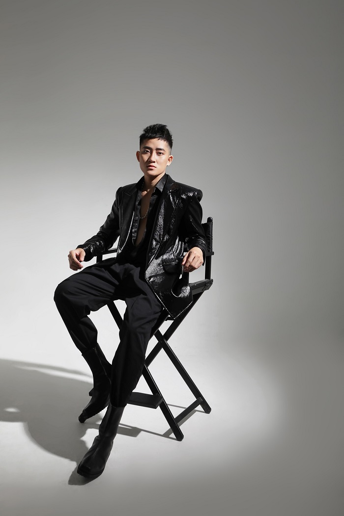 ntk nguyen tien truyen bat mi ve thiet ke doc dao danh cho diva thanh lam trong mv danh do1 ntk nguyen tien truyen bat mi ve thiet ke doc dao danh cho diva thanh lam trong mv danh do1