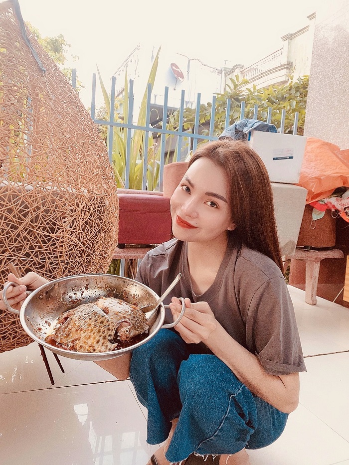 tra ngoc hang cam on cai ngheo cai kho day cho minh biet so de vuot qua2