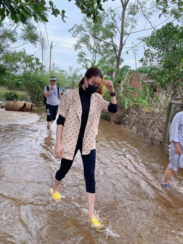 tra ngoc hang cam on cai ngheo cai kho day cho minh biet so de vuot qua3