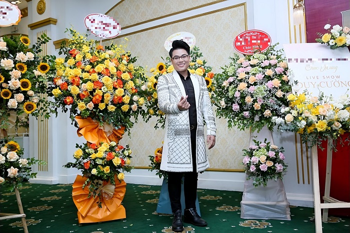 duy cuong dau tu 3 ty lam liveshow tinh mau tu 5 khong so bi noi choi troi1 duy cuong dau tu 3 ty lam liveshow tinh mau tu 5 khong so bi noi choi troi1