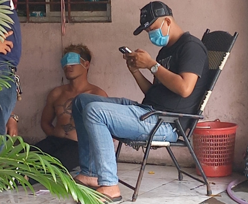 tien giang ke dao vao co nhan vien cua hang xang de cuop tien tien giang ke dao vao co nhan vien cua hang xang de cuop tien