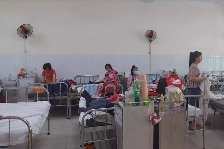 tu mua thuoc dieu tri sot xuat huyet o nha co gai 25 tuoi qua doi sau 4 ngay mac benh