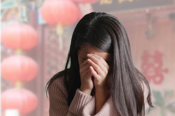 ong bo ga con gai thieu nang cho 3 nguoi khac nhau de lua tien sinh le ong bo ga con gai thieu nang cho 3 nguoi khac nhau de lua tien sinh le