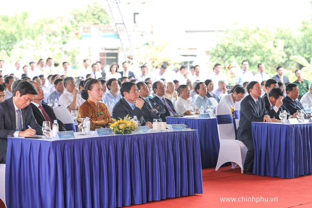 chinh thuc thong xe toan tuyen cao toc ket noi vung dai nhat viet nam2