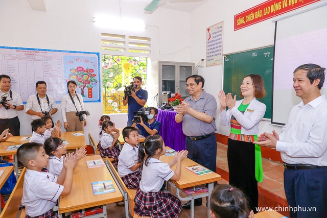 thu tuong khong de bat cu hoc sinh nao khong duoc toi truong khong co sach giao khoa2 thu tuong khong de bat cu hoc sinh nao khong duoc toi truong khong co sach giao khoa2