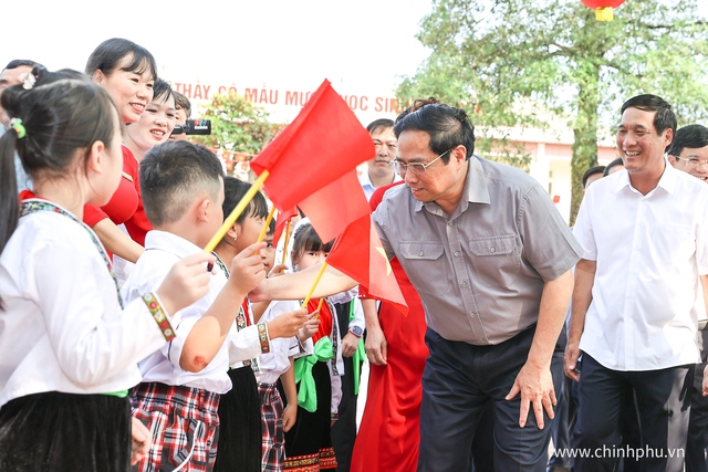 thu tuong khong de bat cu hoc sinh nao khong duoc toi truong khong co sach giao khoa4 thu tuong khong de bat cu hoc sinh nao khong duoc toi truong khong co sach giao khoa4
