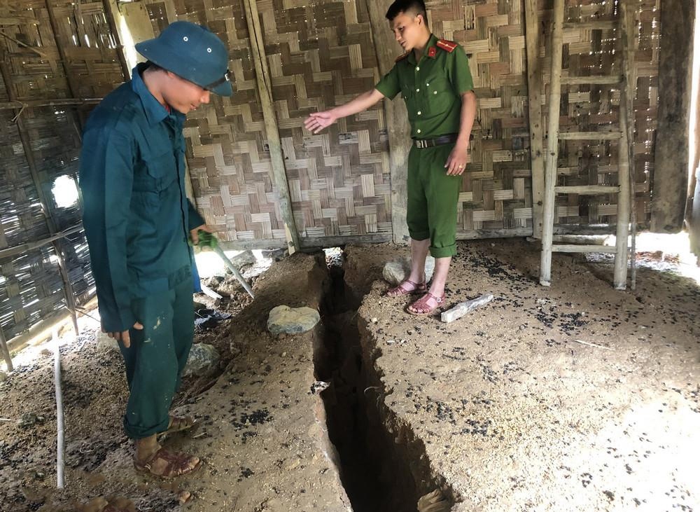 nghe an xuat hien vet nut bat thuong dai 700m 52 ho dan phai di doi1 nghe an xuat hien vet nut bat thuong dai 700m 52 ho dan phai di doi1