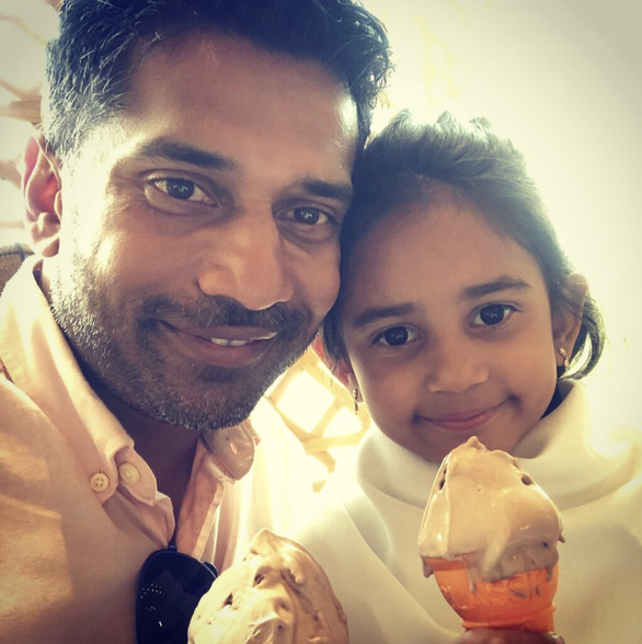 bac si bo o to lai doan duong tac chay bo 3km den benh vien de kip phau thuat bac si bo o to lai doan duong tac chay bo 3km den benh vien de kip phau thuat