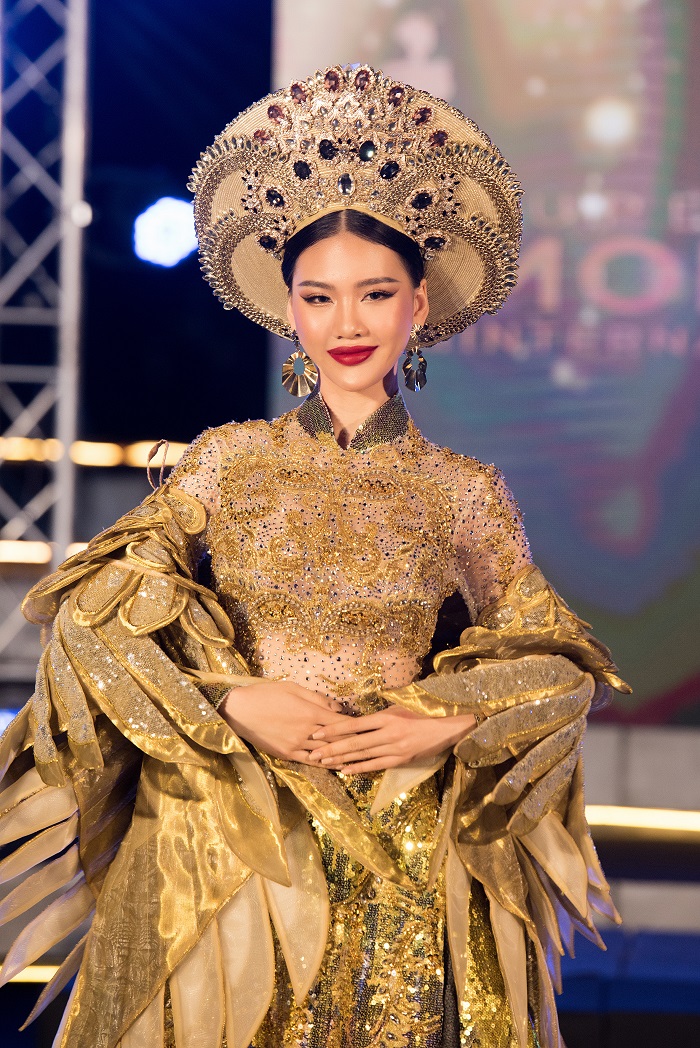 bui quynh hoa xuat sac dang quang ngoi vi quan quan super model international 2022 bui quynh hoa xuat sac dang quang ngoi vi quan quan super model international 2022