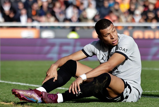tien dao mbappe bi psg no luong tien dao mbappe bi psg no luong