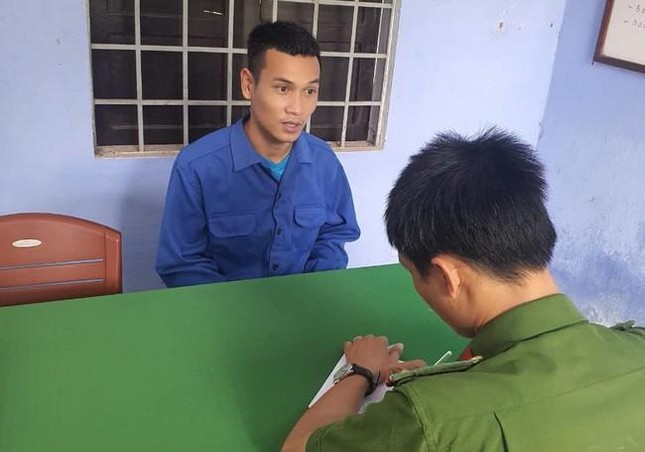 khoi to doi tuong dot nhap nha dan trom may cay dem ban khoi to doi tuong dot nhap nha dan trom may cay dem ban