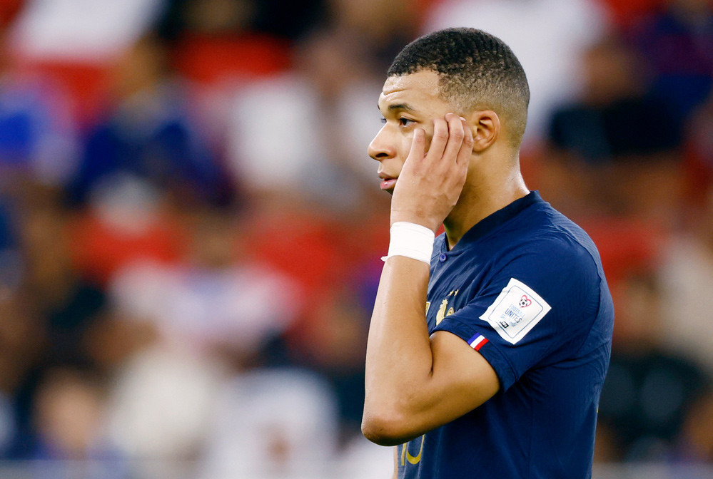 world cup 2022 mbappe bat ngo vang mat trong buoi tap truoc tran dai chien phap anh world cup 2022 mbappe bat ngo vang mat trong buoi tap truoc tran dai chien phap anh