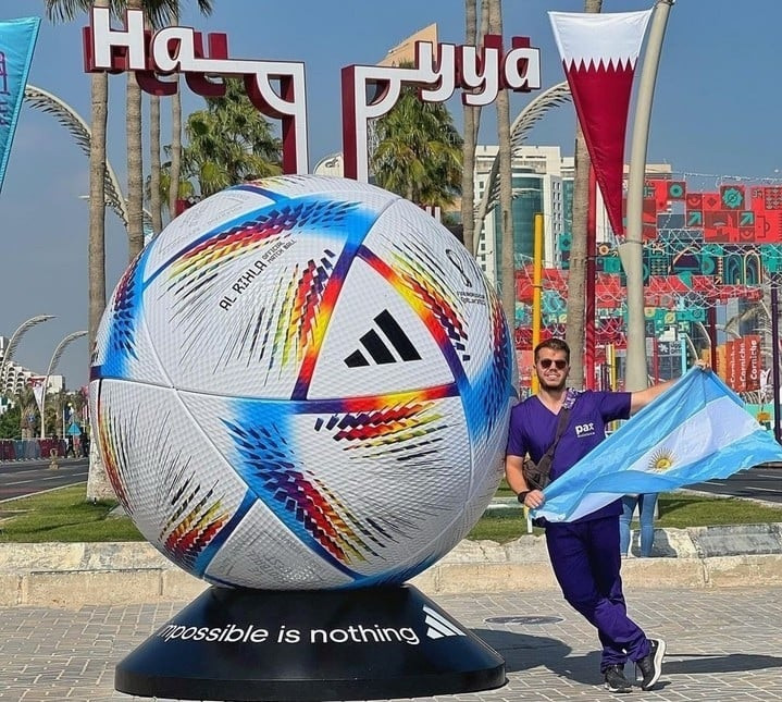 nam bac si hoan cuoi de den qatar xem chung ket world cup 2022