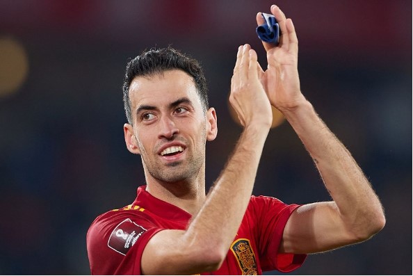 sergio busquets chia tay doi tuyen tay ban nha sau 13 nam gan bo