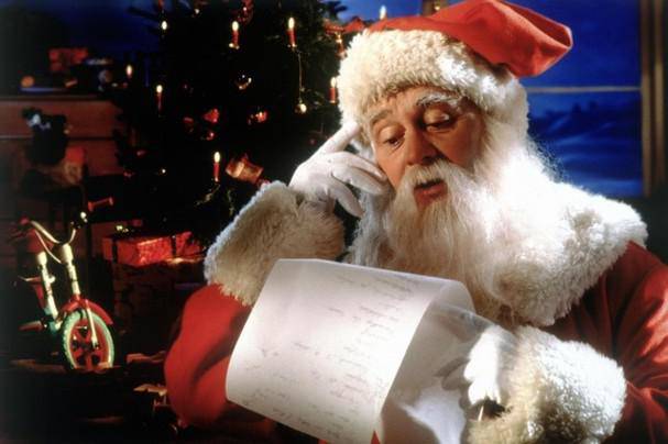 vi sao ong gia noel mai khong nghi huu