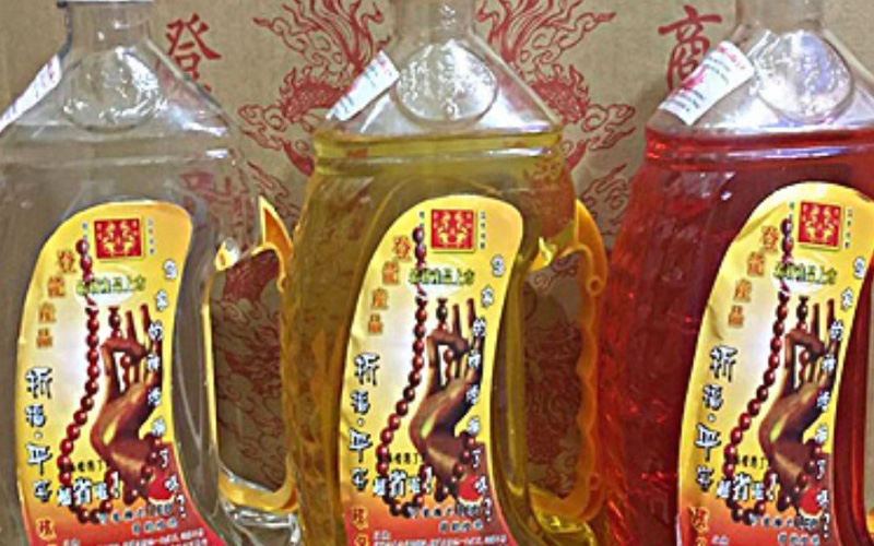 tre nguy kich vi uong nham dau thap den bac si khuyen cao dieu quan trong tre nguy kich vi uong nham dau thap den bac si khuyen cao dieu quan trong