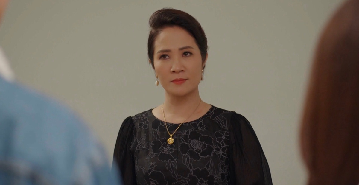 dan mang sot xinh xich truoc canh me chong den tan nha dan mat nhan tinh cua con trai1 dan mang sot xinh xich truoc canh me chong den tan nha dan mat nhan tinh cua con trai1