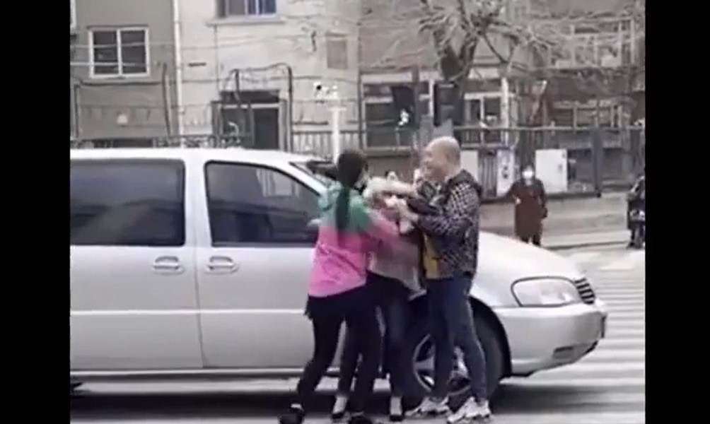 chong co ngan khong cho danh tieu tam vo tang ngay cu da dau tai mat vao cho hiem chong co ngan khong cho danh tieu tam vo tang ngay cu da dau tai mat vao cho hiem