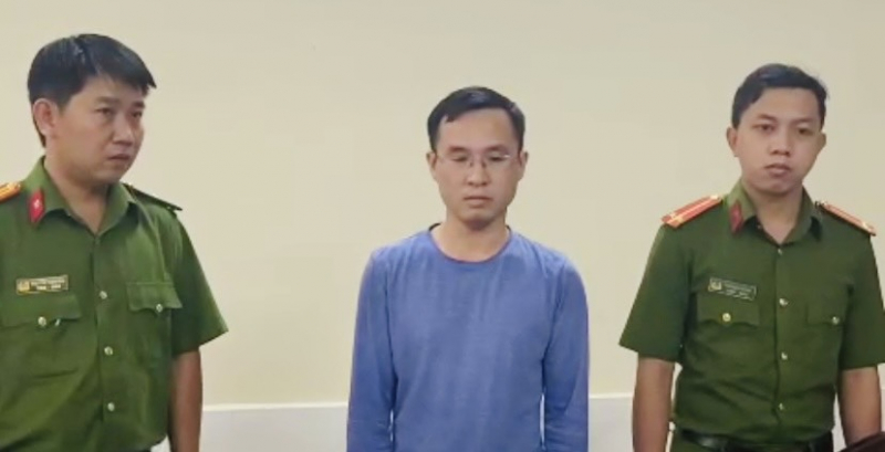 bat pho tong giam doc cong ty dua hoi lo cho cac dang kiem vien cua cuc dang kiem viet nam bat pho tong giam doc cong ty dua hoi lo cho cac dang kiem vien cua cuc dang kiem viet nam